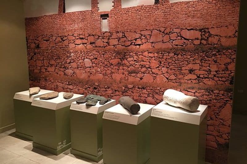 Exposição de objetos encontrados Exposição de objetos encontrados